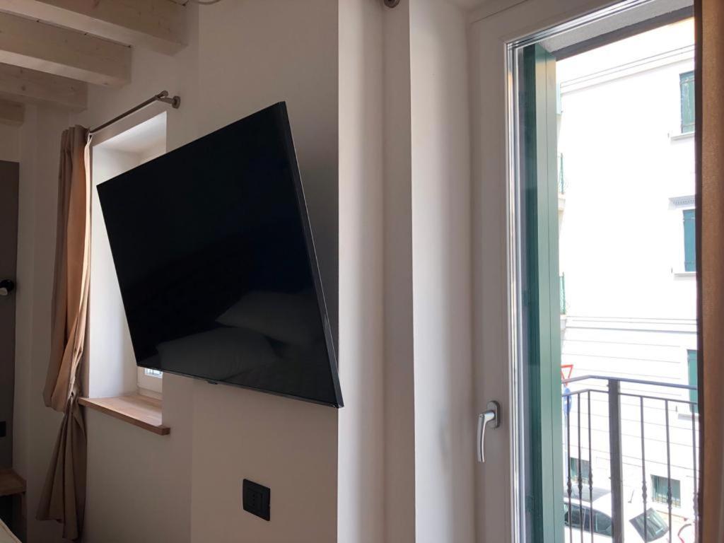 Quadruple Room with Canal View